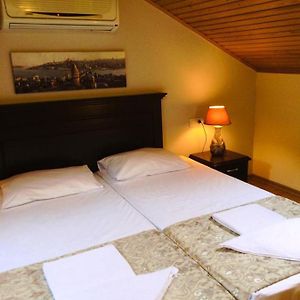 Budget Kamer met Twee Aparte Bedden